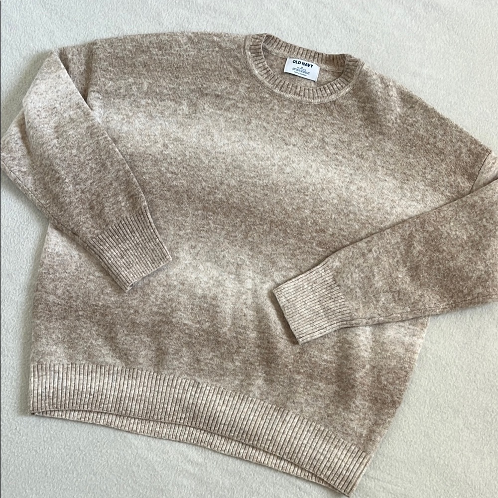 NWOT Old Navy Tan Crew Neck Sweater Medium-Weight Relaxed Fit